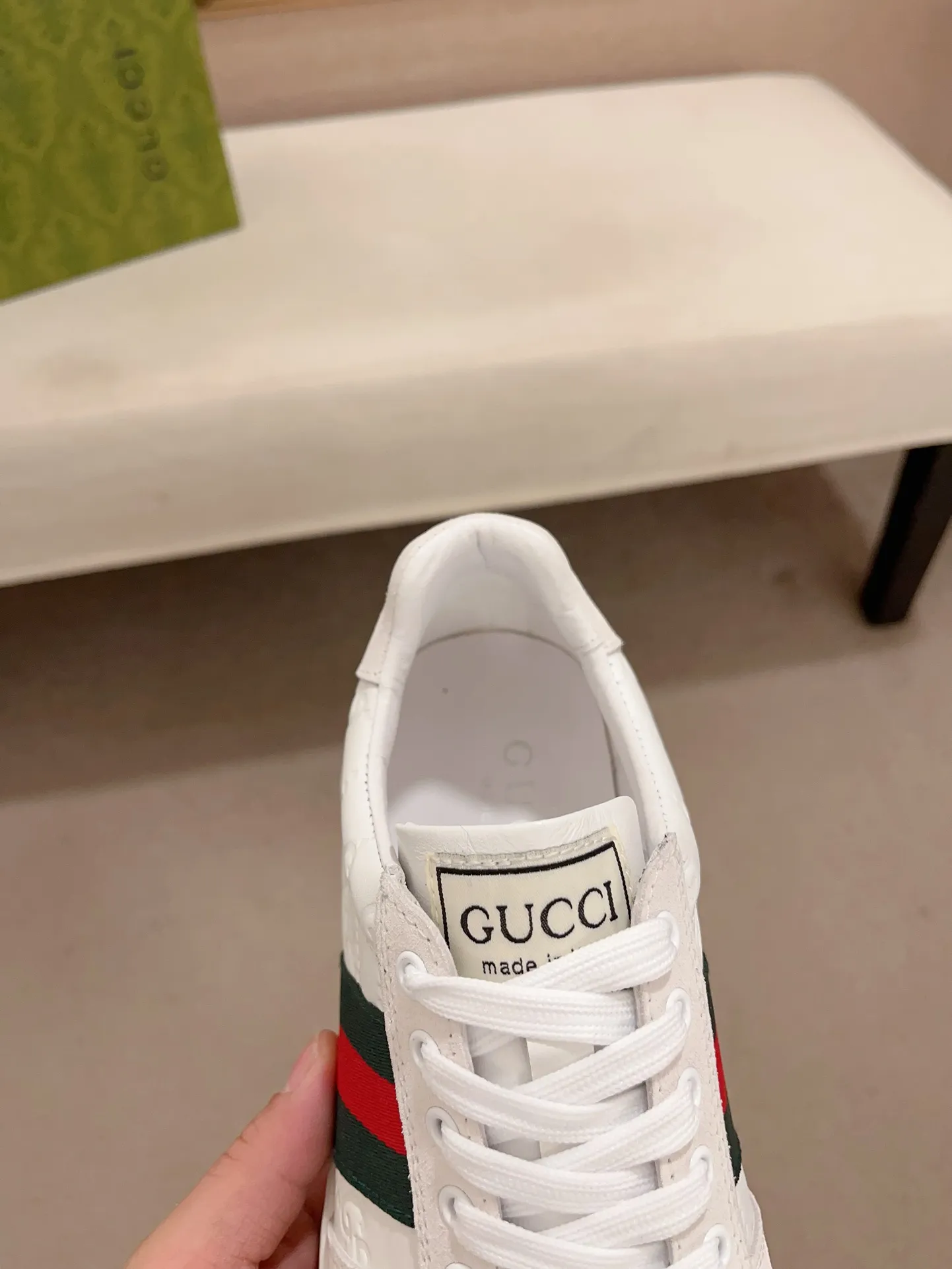 Men's clothing and shoes💰:440💰 (GUCCI) The latest model from the official website 🎁🎁Casual and fashionable men's shoes👟, hot style 💥The version is simple and elegant, exclusive for trendy men. Unique official website latest brand elements 👑Gucci original decoration, fashionable and generous, the fabric is original cowhide ✅sheepskin lining, the official website specifies wear-resistant casual outsole, the classic model is taken in kind at the counter🎬38-44 (45 is not returned or exchanged)